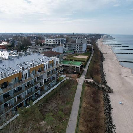 Apartament Szafirowy Z Bezposrednim Widokiem Na Morze- Nadmorski Luksus Apartamenty Ustronie Morskie Exterior photo