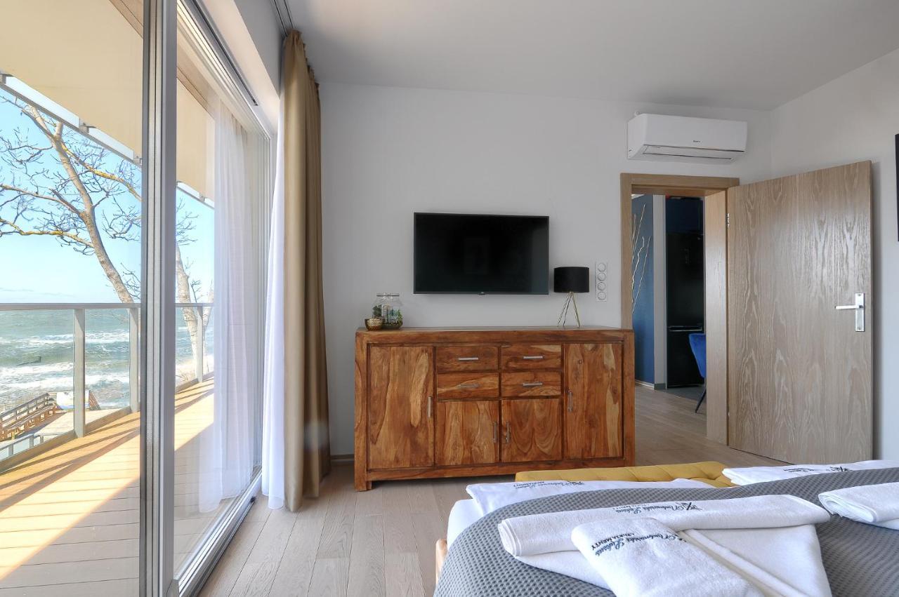 Apartament Szafirowy Z Bezposrednim Widokiem Na Morze- Nadmorski Luksus Apartamenty Ustronie Morskie Exterior photo